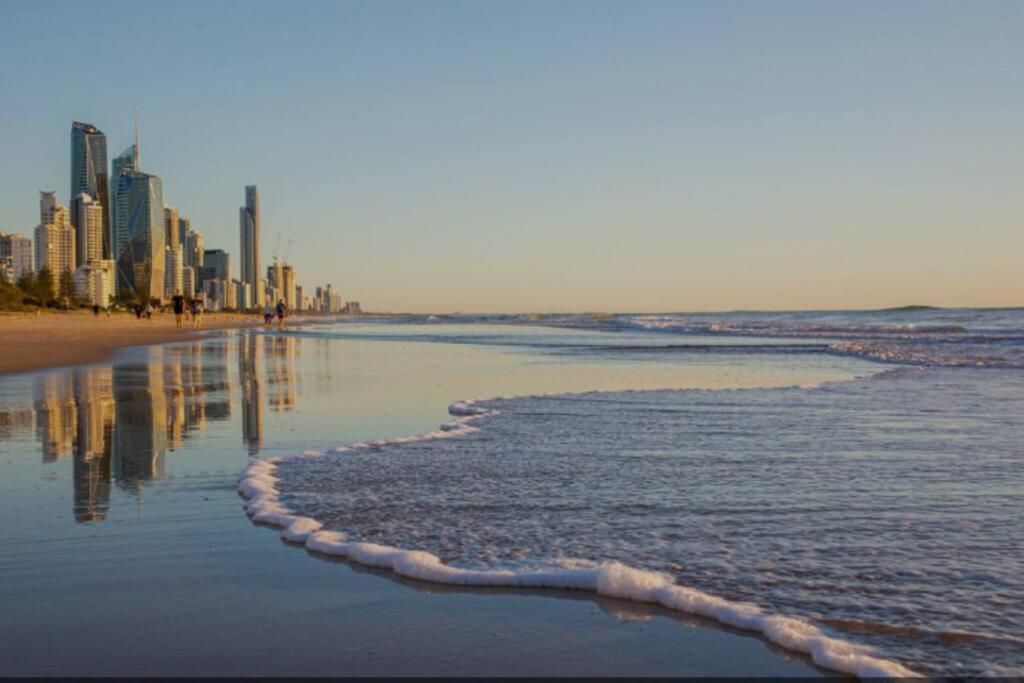 Broadbeach Business Or Leisure Gold Coast Eksteriør billede